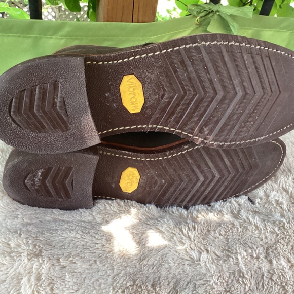 Men Chippewa boots like new in 11 US, moss green. - Picture 15 of 16